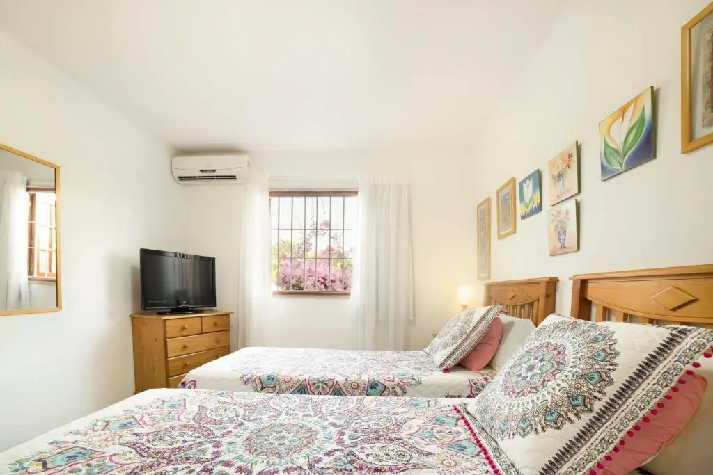Duplex Joan