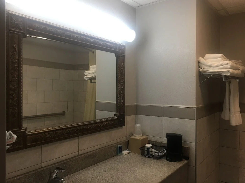 Rodeway Inn Lewisburg