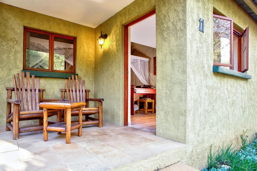 Kubu Safari Lodge