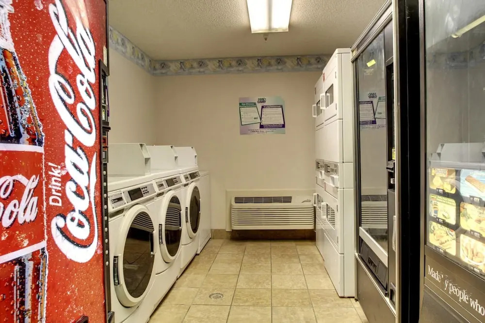 InTown Suites Extended Stay Nashville TN - Madison