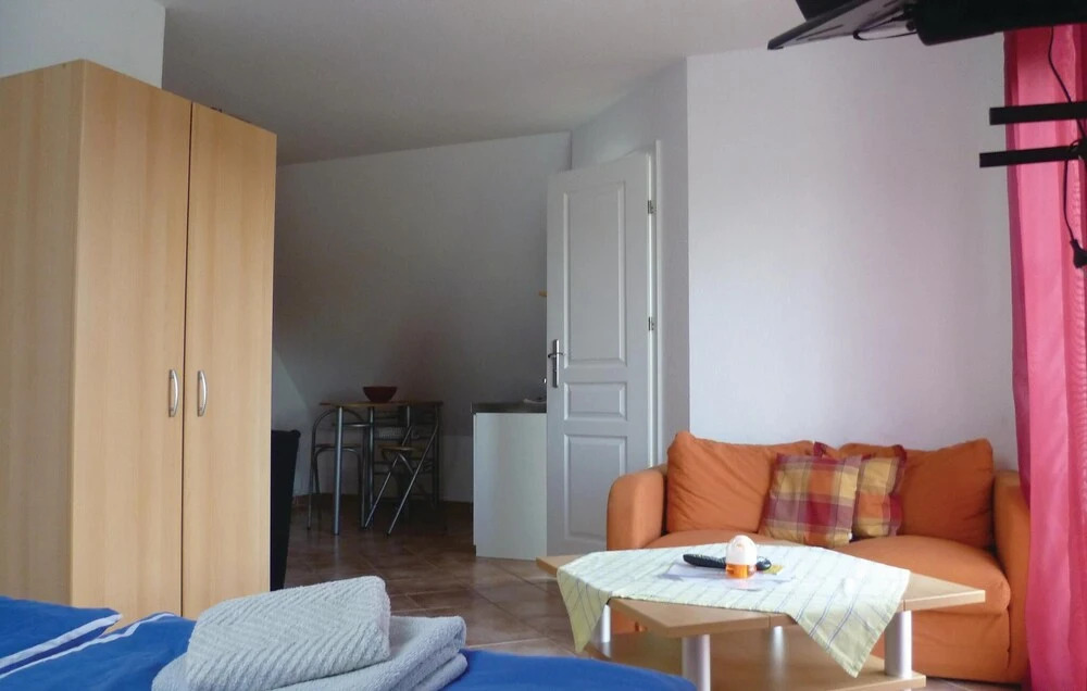 Nice Apartment in Insel Poel OT Gollwitz With 1 Bedrooms