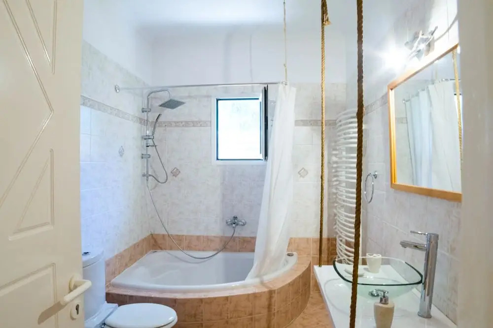 Sunset Apartments near Athens Airport
