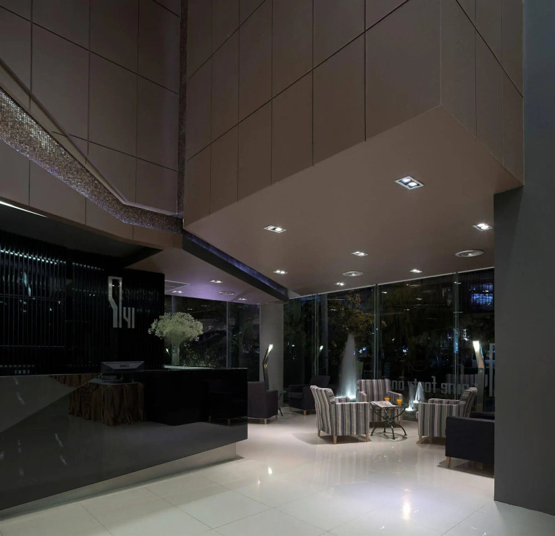 Nine Forty One Hotel