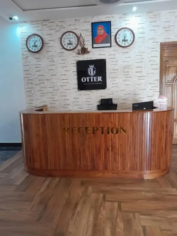Otter lodge