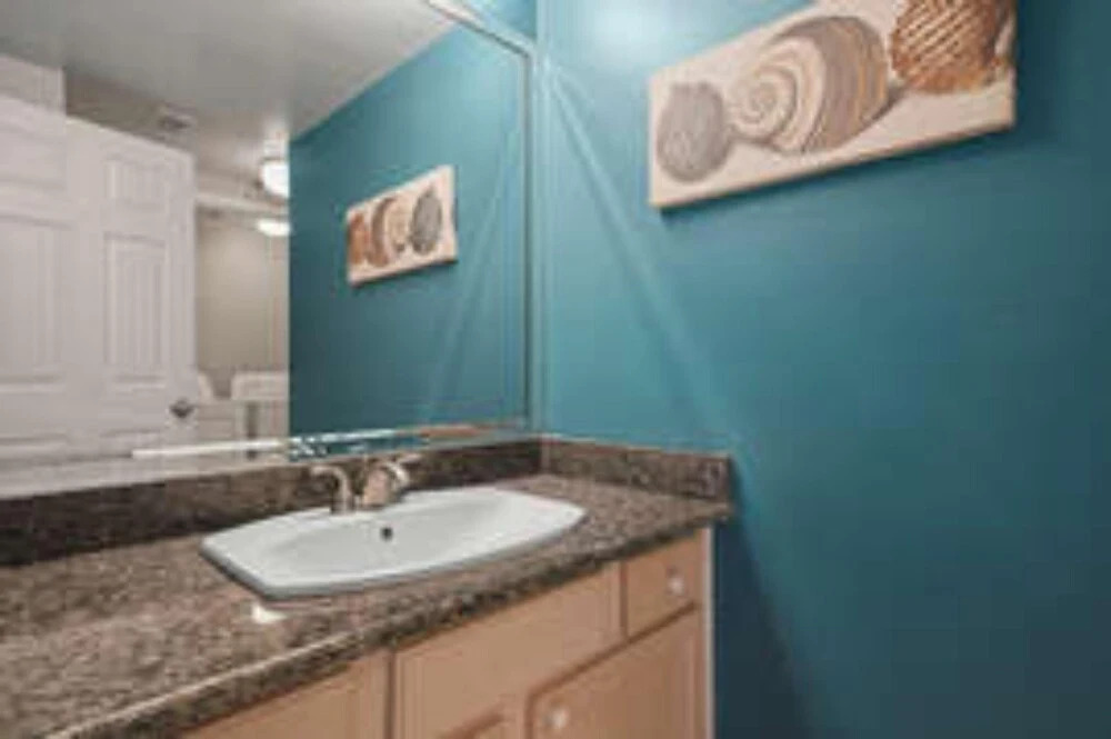 Jade East Towers 910 by Five Star Properties