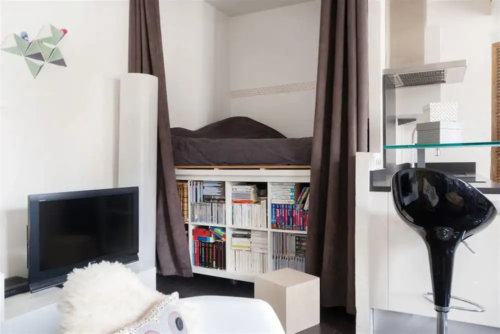 Modern Studio Bastille Smartrenting