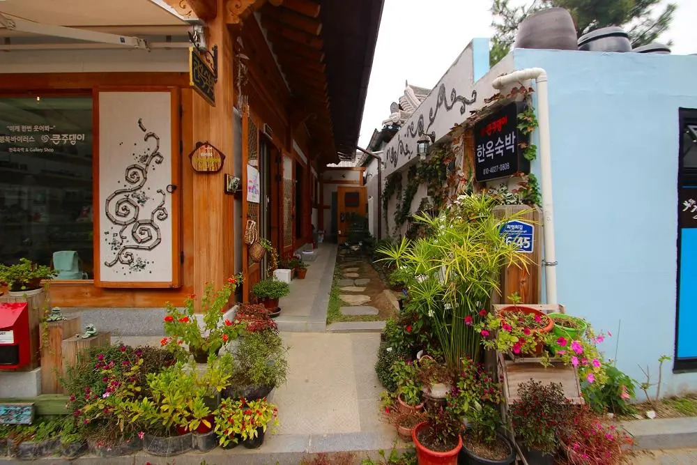Jeonju Keunjudaengii Pension