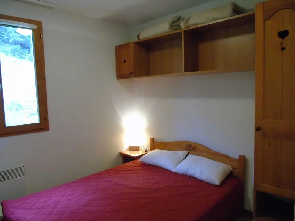 Lou Services Apartment J11 LSI 001