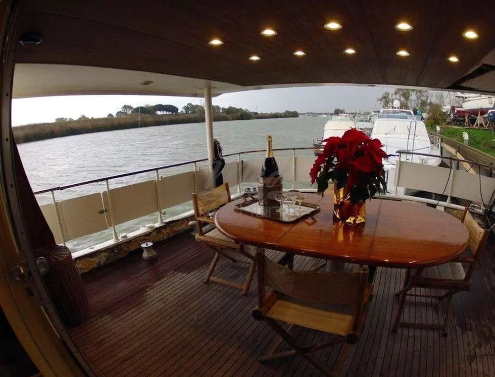 Property With 4 Bedrooms in Rome, With Wonderful Lake View, Furnished