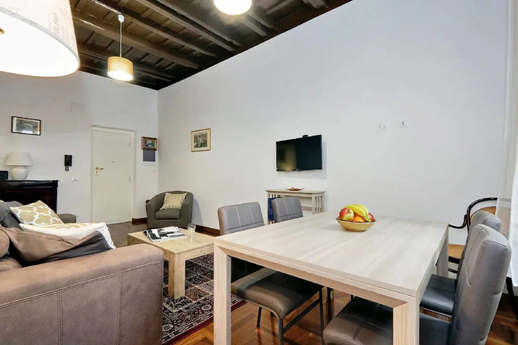 Pellegrino Apartments