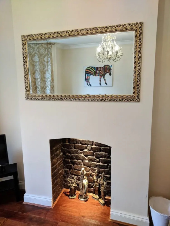 Highbury House Apartment