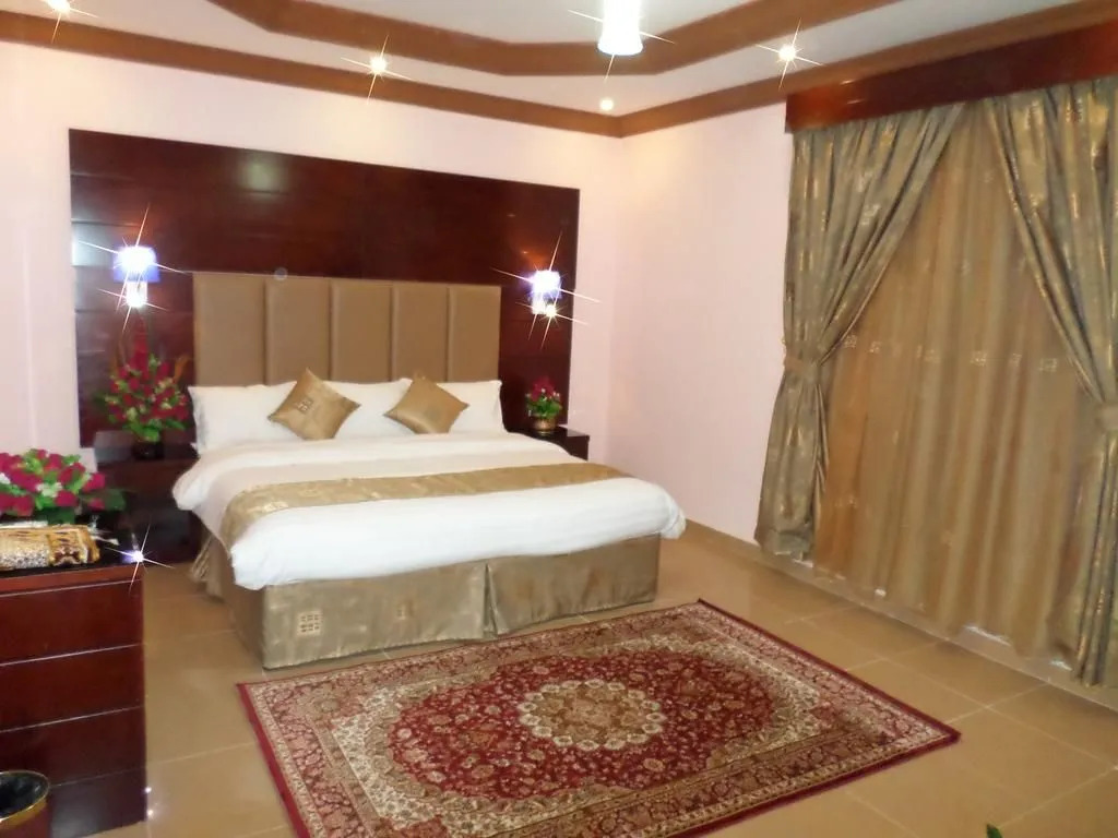 Lavena Hotel Apartments - Al Basateen