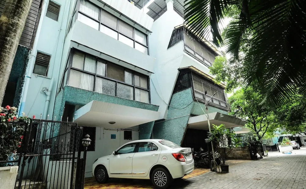 Seasons Service Apartments Hotel Pune