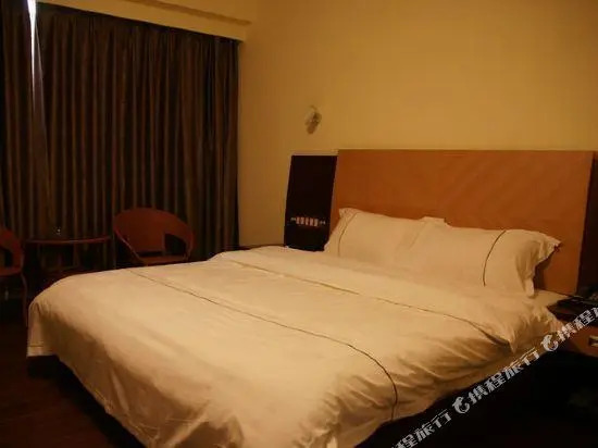Zhongqi Business Hotel