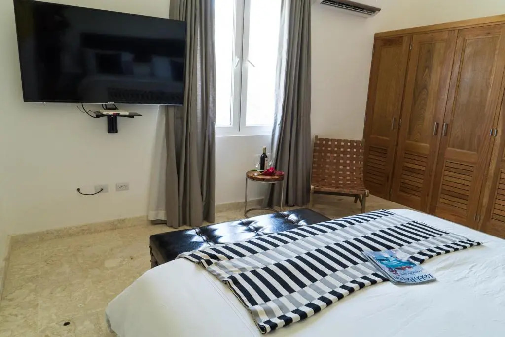 3Br / 3Ba Modern Paradise Loft Condo In Gated Community W/ Daily Housekeeping