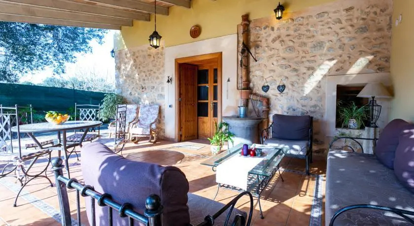 Finca en Buger con Piscina
