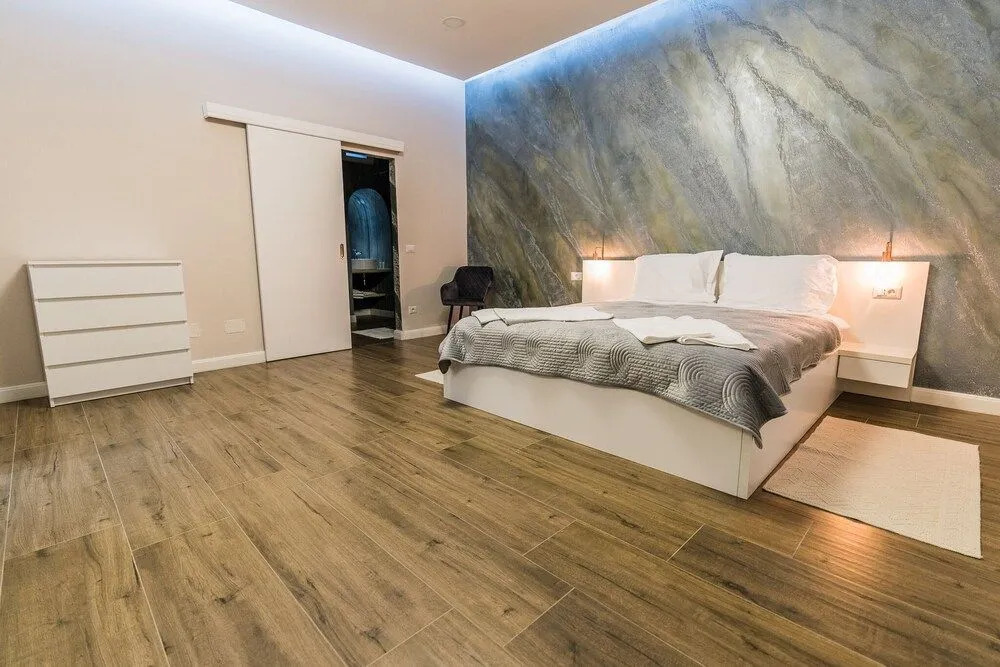 Sandor Apartment