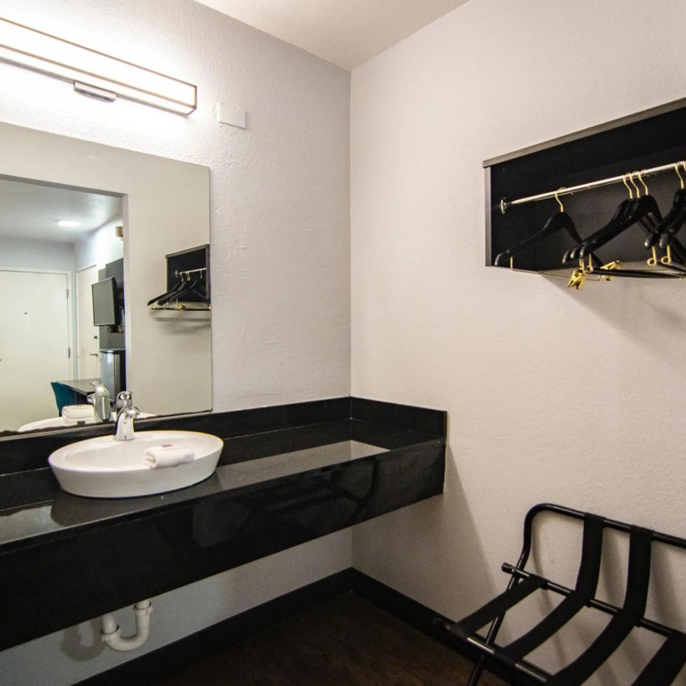 Motel 6-Ft. Pierce, FL