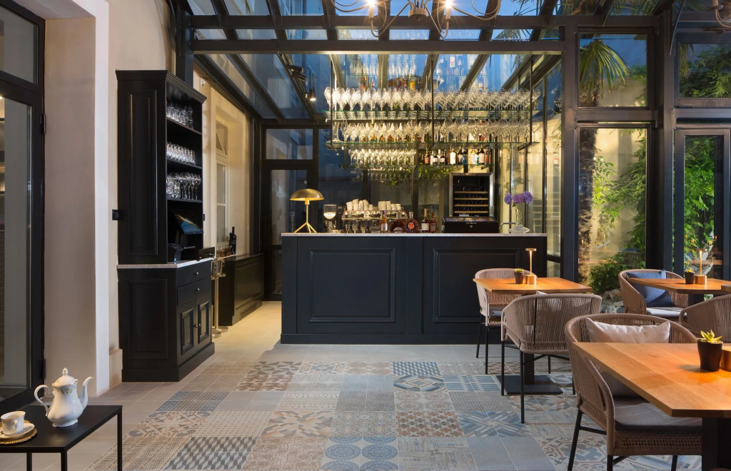 Almayer Art & Heritage Adults Only Hotel and Dépendance rooms
