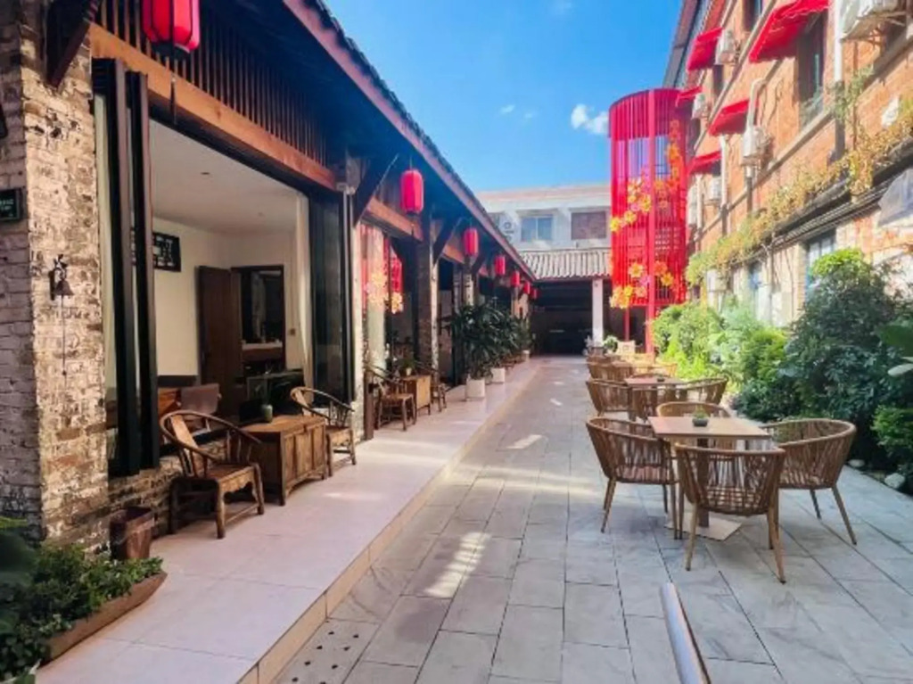 Gongxiaoshe Inn (Luo Dai Ancient Town)