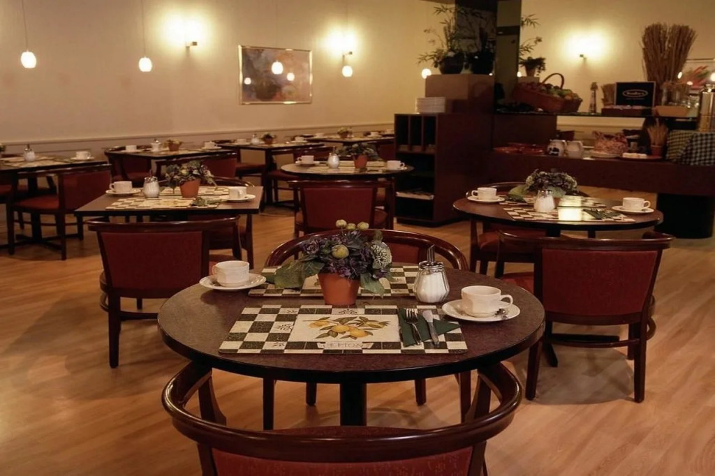 Best Western Dam Square Inn