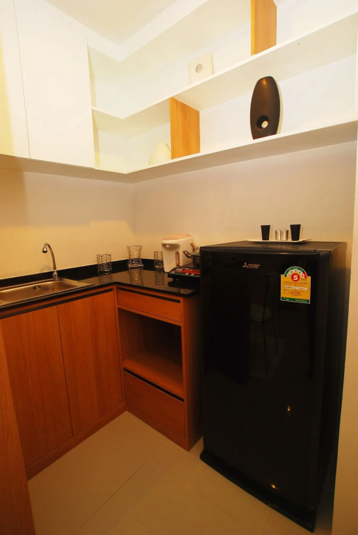 Riski Residence Ngamwongwan