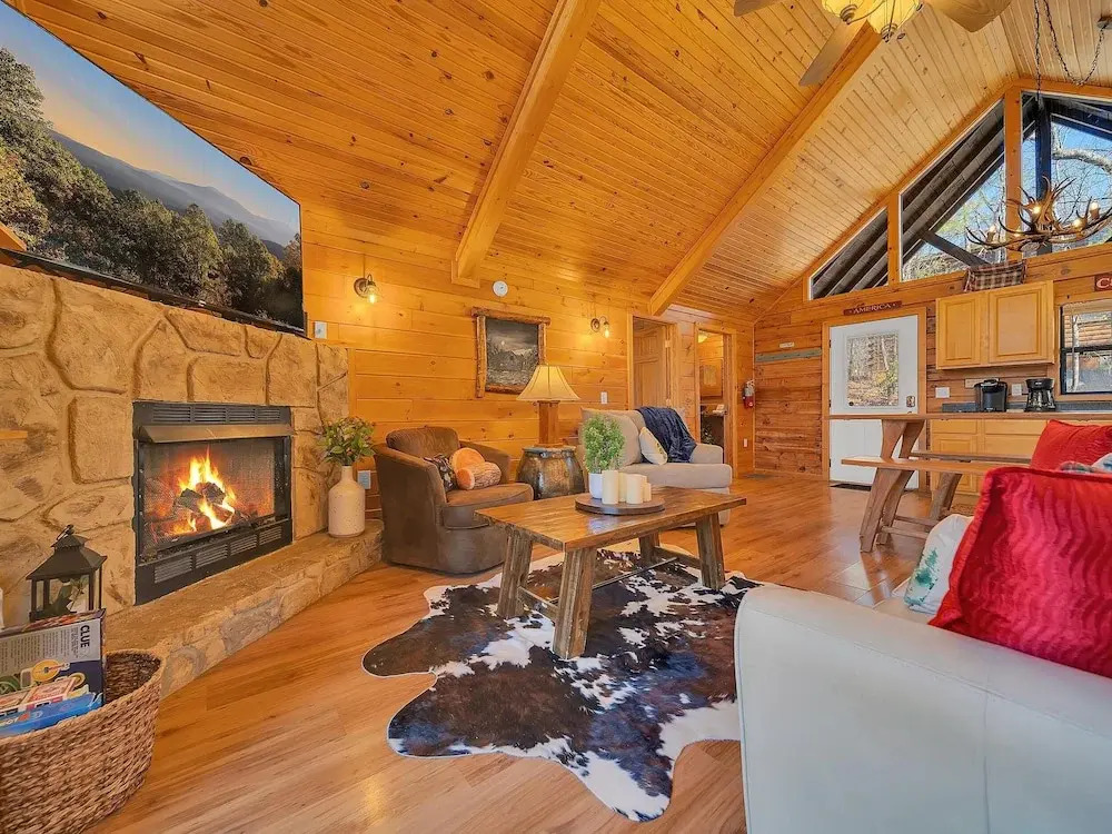 Cottage In The Pines #297
