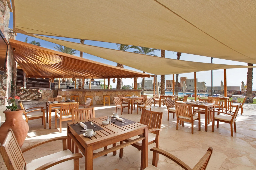 Azzurra Sahl Hasheesh