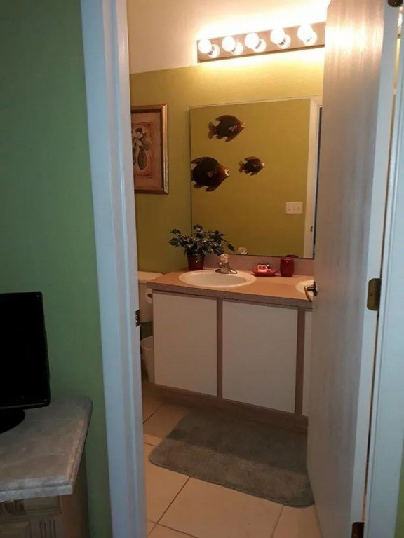 Hl116n Hampton Lakes 4 Bed