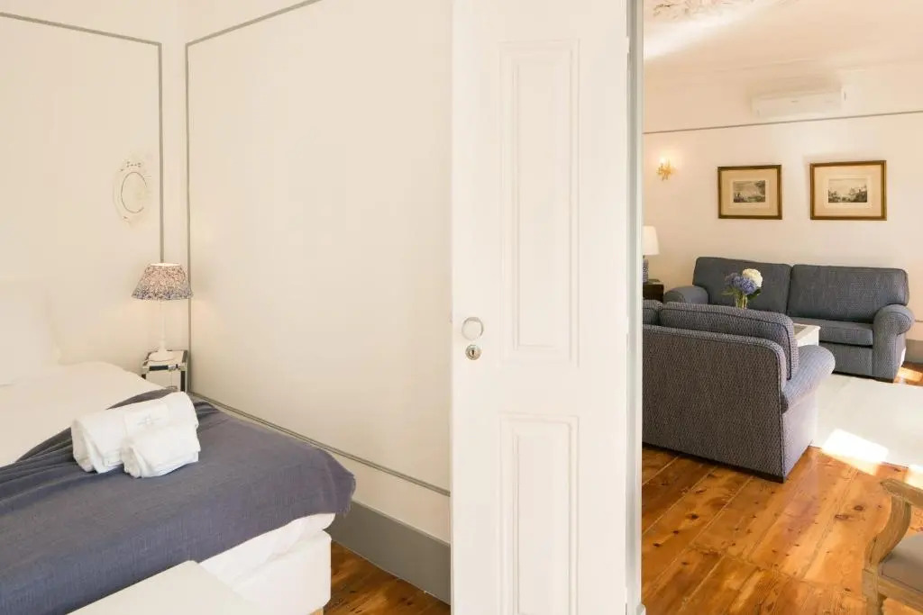 Classic and Super Central Apartment 20 by Lisbonne Collection