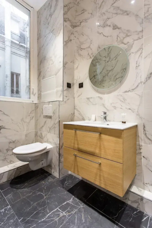 Luxury on the Champs-elysees: Prestigious, 10P 5BR