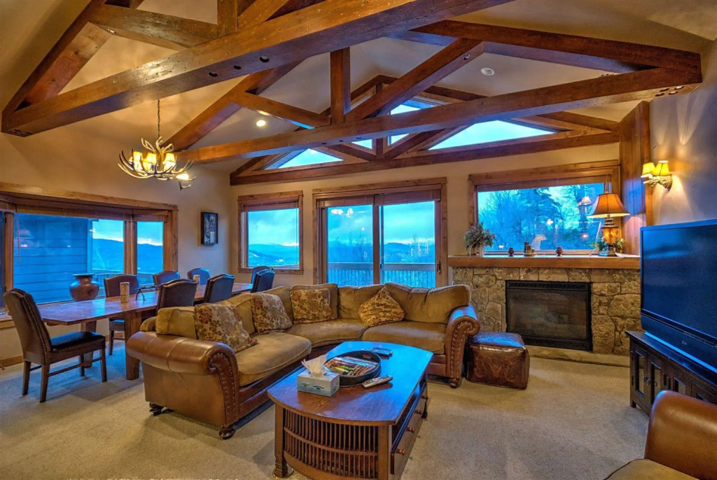 Overlook Chalet