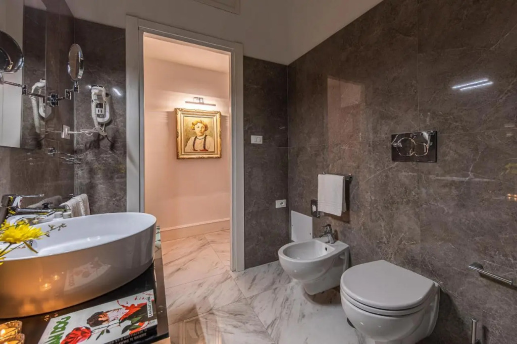 Palazzo Savino Southern Italian Lifestyle - Epoca Collection