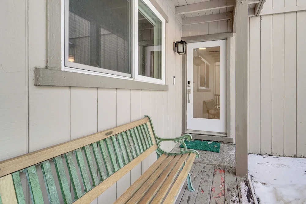Ski, Golf & Hike! Incline Village Family Home