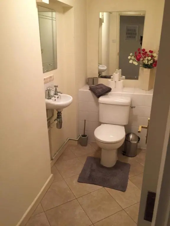 Super Spacious Regency Flat with Parking