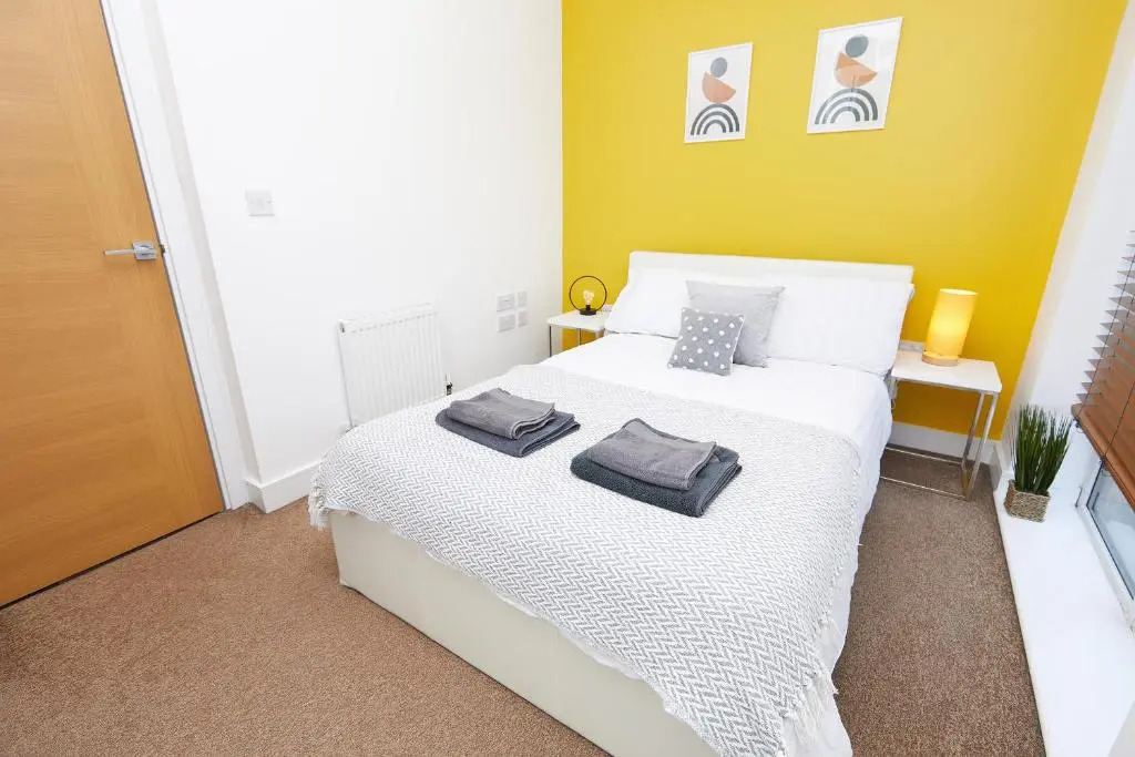 Royal Derby Hospital House (2.5 bath)