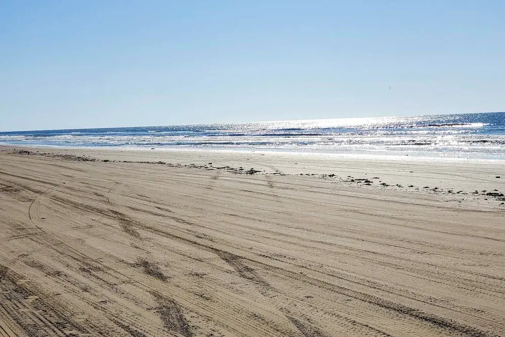 Walk to Sand! Home w/ Wide-open Ocean Views + Bar