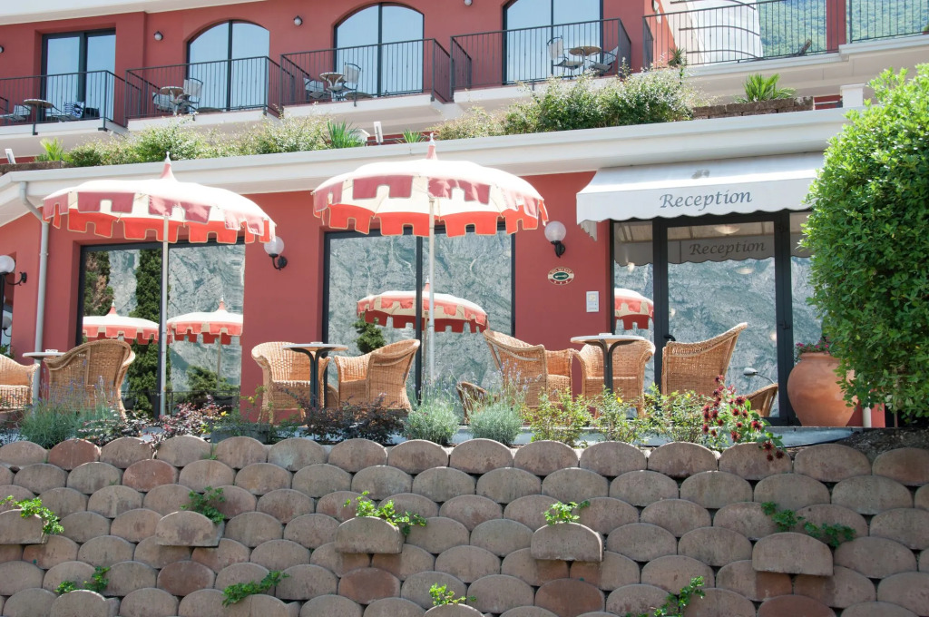 Hotel Oasi Beach