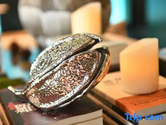 Yue Impression Hotel (Jingzhou High-Speed Railway Station Fantawild Store)