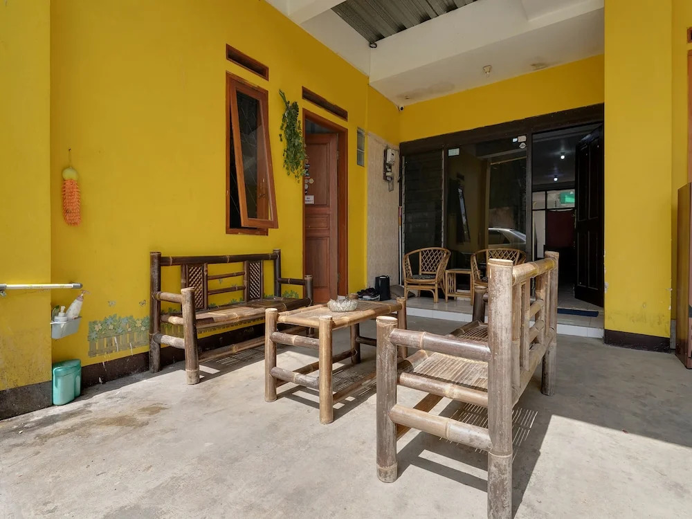 SPOT ON 91775 Pondok 14 Syariah