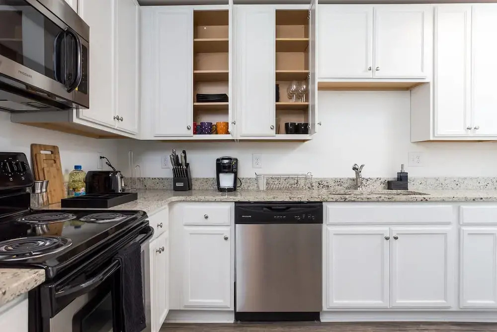 8 BRs Comprised of 4 2BR Suites by Domio