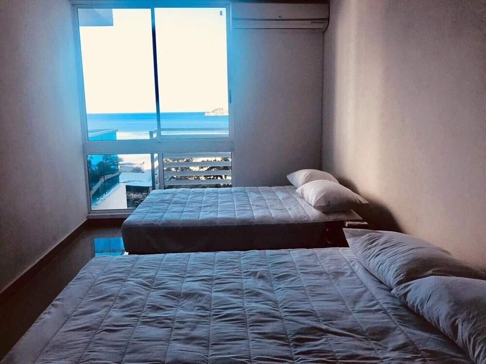 Spectacular Ocean Front Apartment In Santa Marta