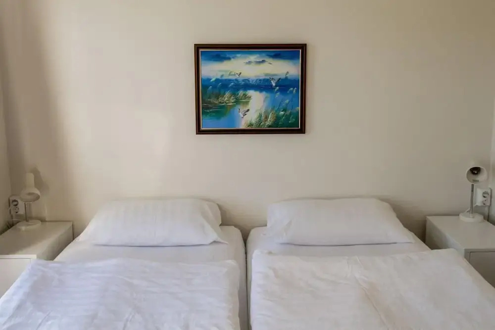 Skipalaekur Guesthouse