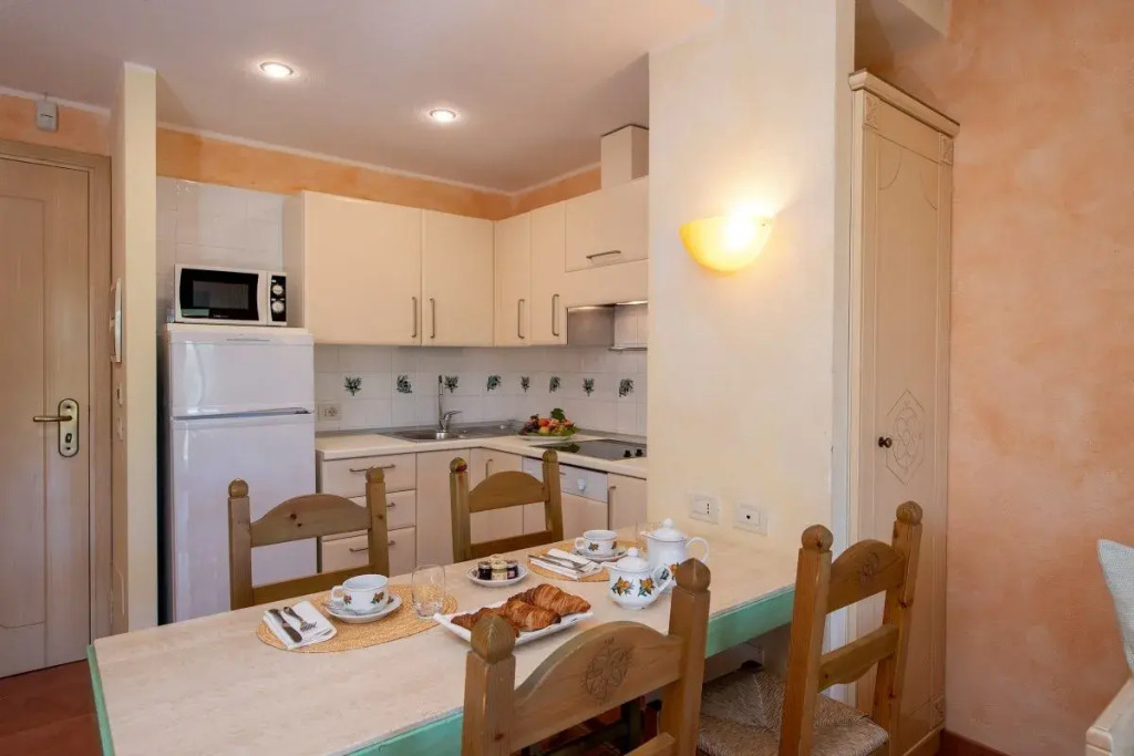Lantana Resort Hotel&Apartments