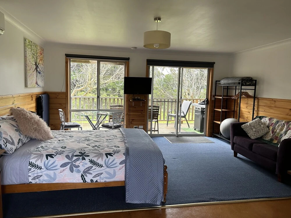 Clifton Beach Lodge