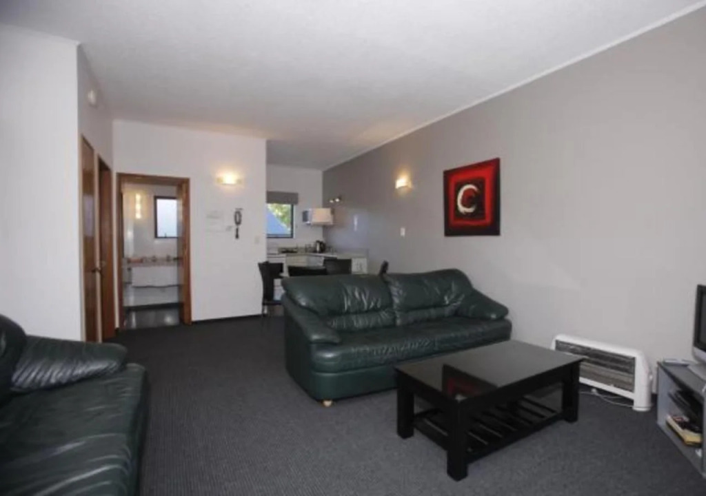 Kings Gate Motel