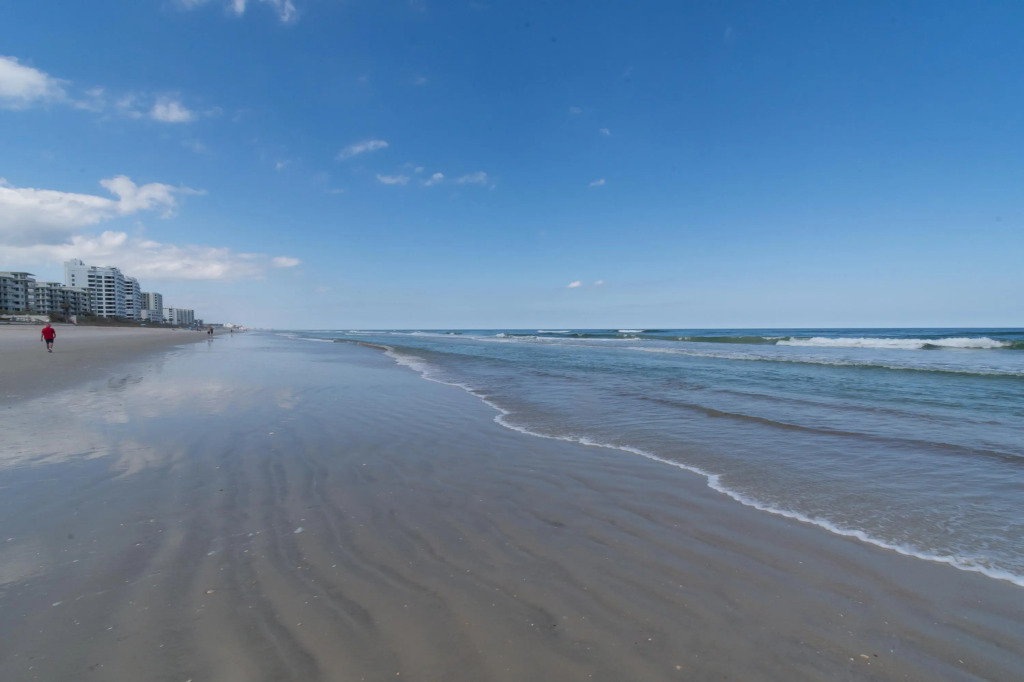 Sandpiper-Lovely direct beachfront condo ~ SP305