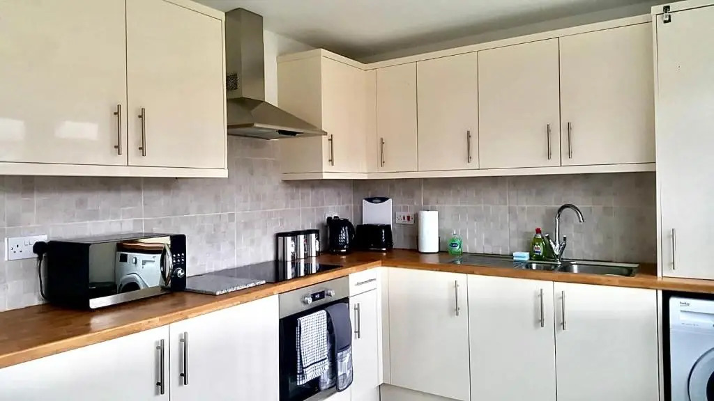 Property Hunter 23