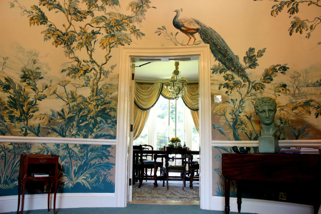 Bloomfield House