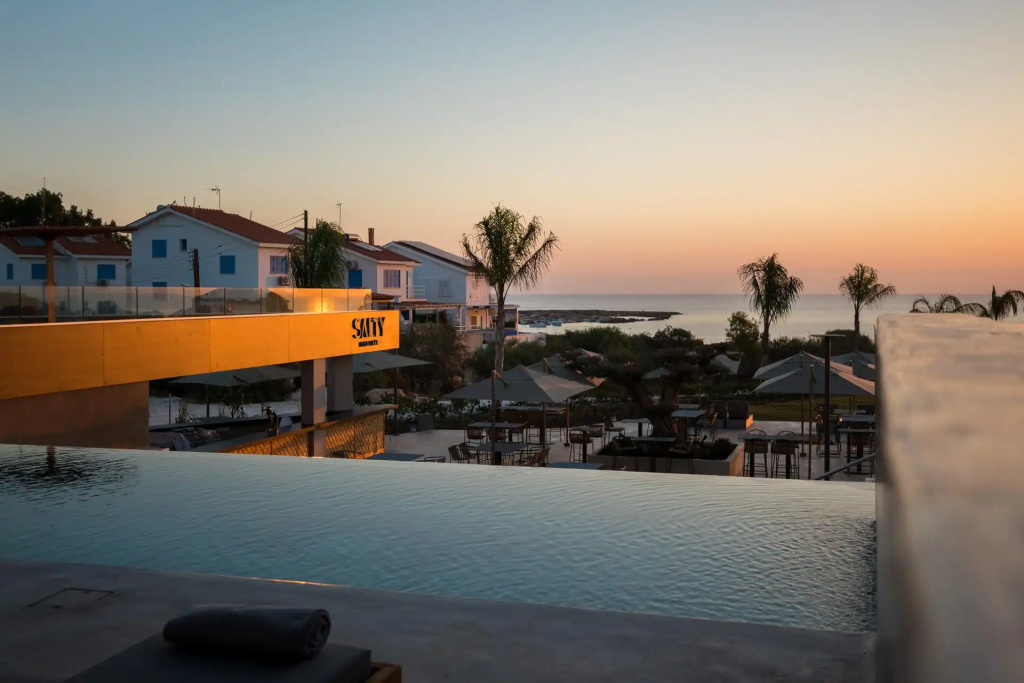 Cavo Zoe Seaside Hotel